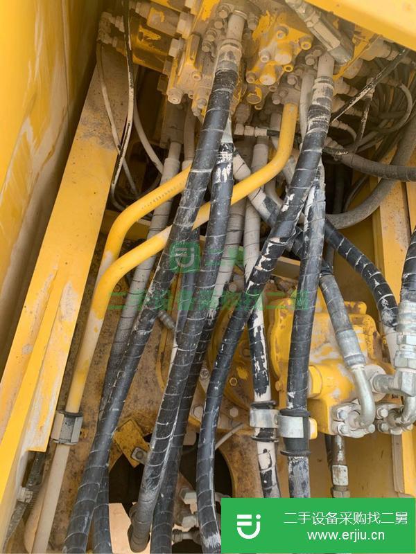 廣東出售二手小松210-8挖掘機(jī)手續(xù)全質(zhì)量保證包送