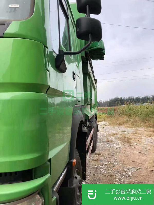吉林出售二手豪沃后八輪自卸車,五米八大箱,國五排放