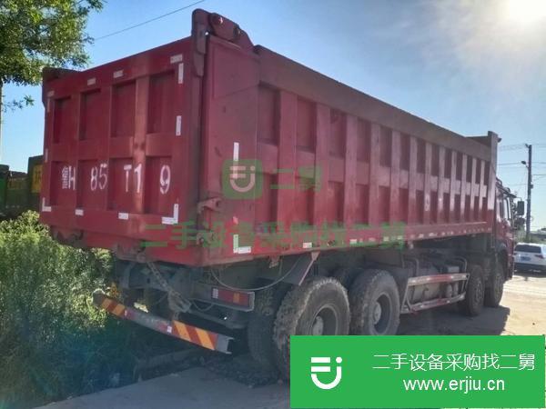 山東出售二手19年豪沃自卸車前四后八國五8.2米380馬力