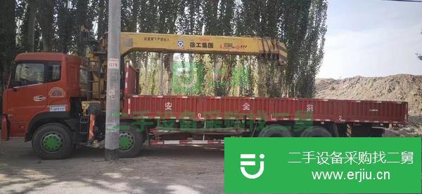 重慶出售二手東風前四后八吊車  上裝徐工16噸吊機
