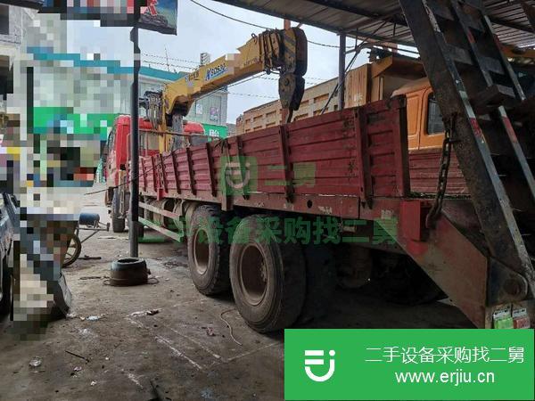 貴州出售二手徐工17年12噸隨車吊國四車廂長8.5米