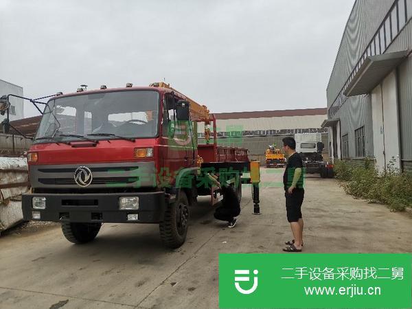 河北出售二手東風國三底盤隨車吊