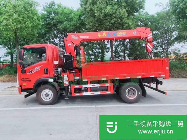甘肅出售二手重汽王牌3.5噸隨車吊