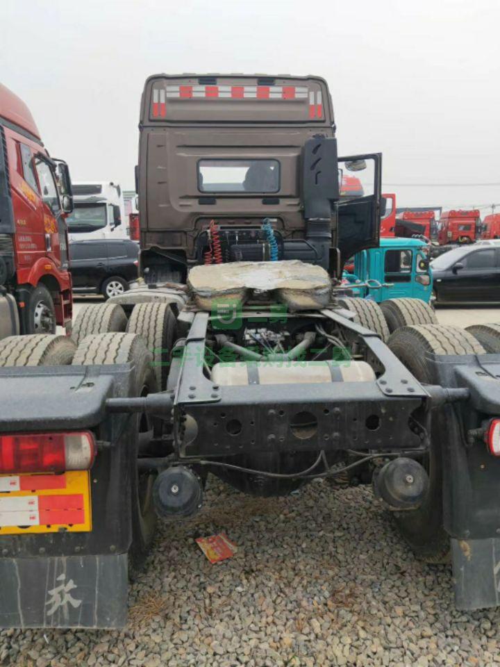 出售二手牽引車19年3月解放JH6 430馬力國五排放雙驅輕
