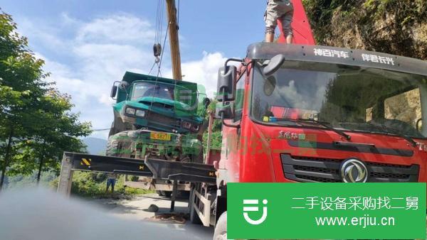 四川出售二手東風(fēng)后八輪吊車 上裝三一14噸吊機(jī)
