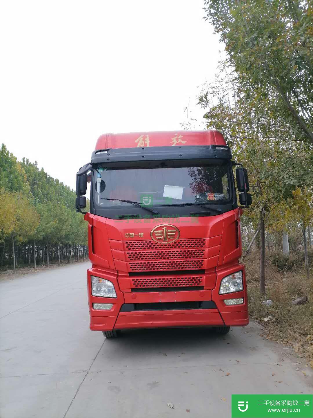山東出售二手青島解放420馬力貨車(chē)