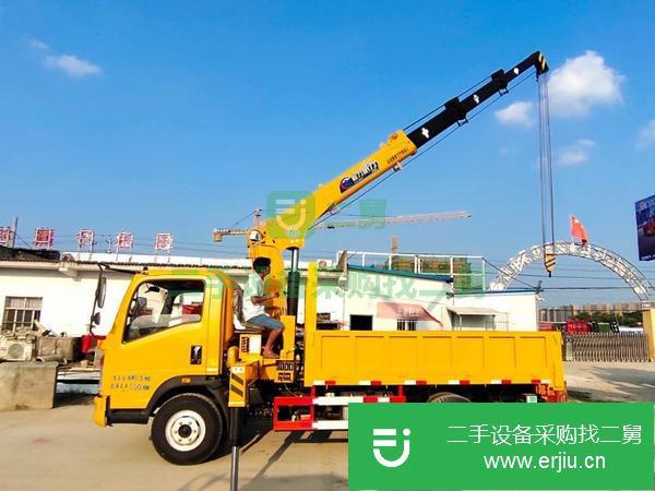 湖北出售二手藍牌重汽豪曼5噸隨車吊