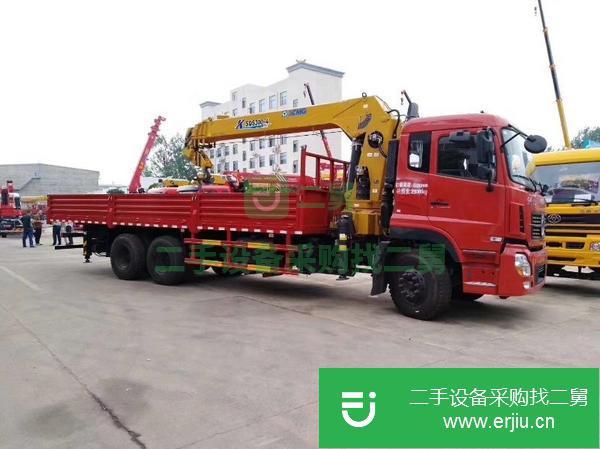 云南出售二手后八輪徐工12噸隨車吊