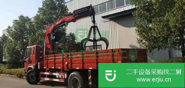 云南出售大運吊車 上裝三一折臂吊機 帶抓爪 車況好