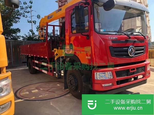 貴州出售二手東風T5單排貨箱6.1米8噸隨車吊