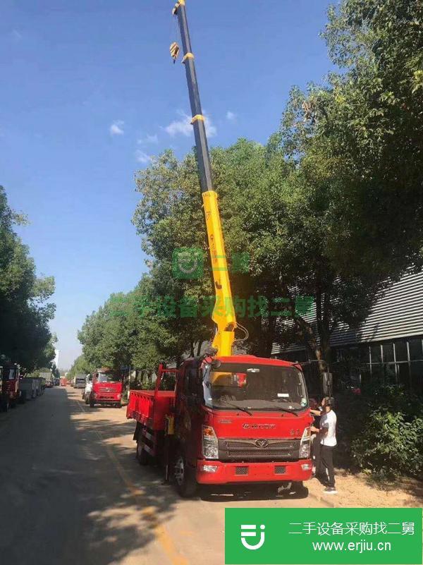 安徽出售二手藍(lán)牌隨車吊5噸