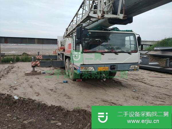四川出售二手中聯(lián)70噸雙節(jié)腿汽車吊