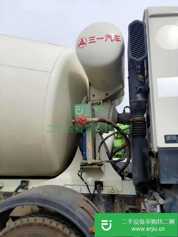 山東出售19年20立方豪沃攪拌車,包過戶