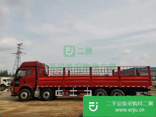 湖北出售二手6米6危險品廂式貨車
