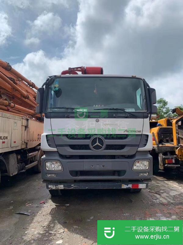 內蒙古出售三一重工泵車，奔馳四橋60米底盤
