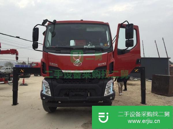 湖北出售柳汽乘龍吊車  配三一8噸吊機