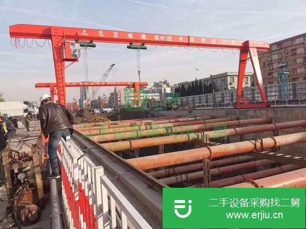 山東出售二手20噸跨度32+6+6上包下花龍門吊