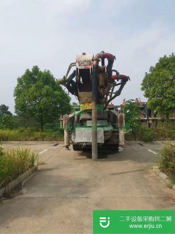 湖南出售二手斯堪尼亞叉腿56米泵車6節(jié)臂大排量雙油泵包過戶