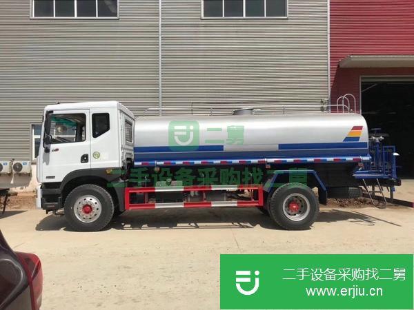 湖北出售二手東風多利卡5方灑水車