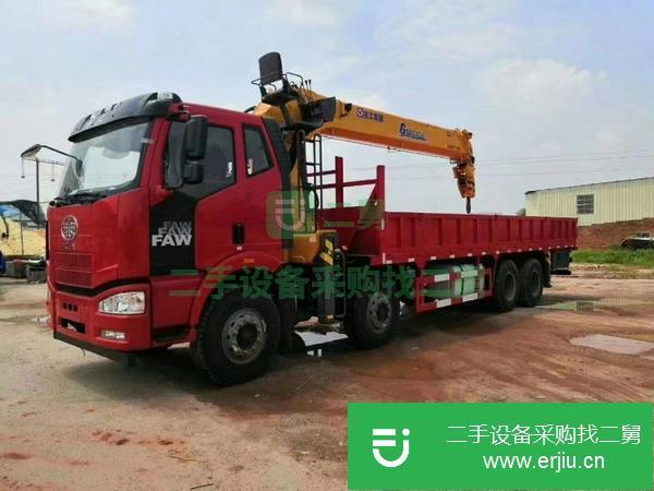 江蘇出售二手徐工14噸解放四軸車型隨車吊