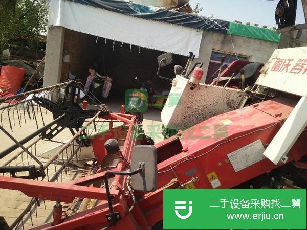 江蘇出售二手收割機(jī)