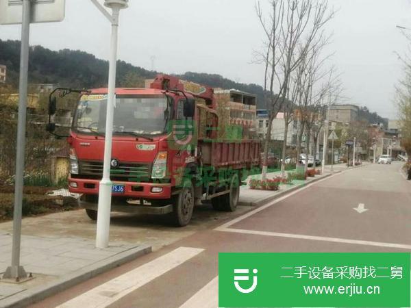 湖北出售二手三一隨車吊4噸錫柴130馬力
