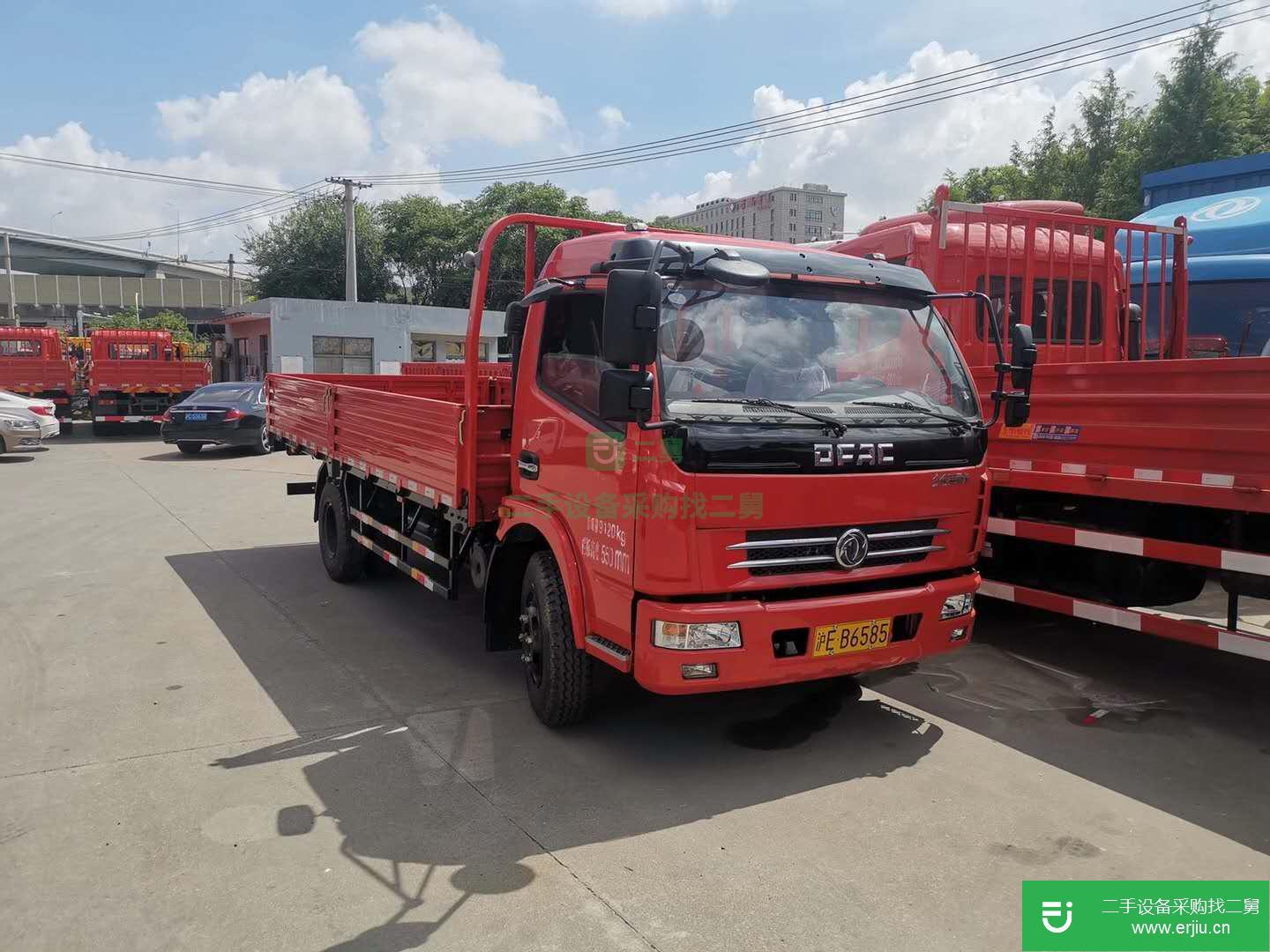 上海出售二手東風(fēng)多利卡130馬力貨車