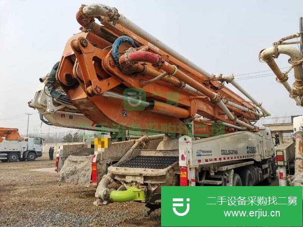 遼寧出售二手中聯56米叉腿四橋六節臂泵車手續齊全隨時過戶提檔