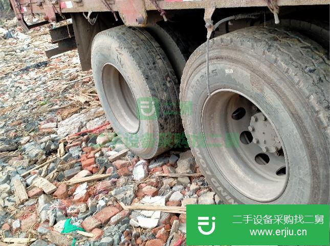 江西出售二手東風(fēng)天龍高欄載貨車(chē)