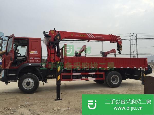 湖北出售柳汽乘龍吊車  配三一8噸吊機
