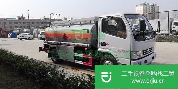 江蘇出售二手東風5噸油罐車