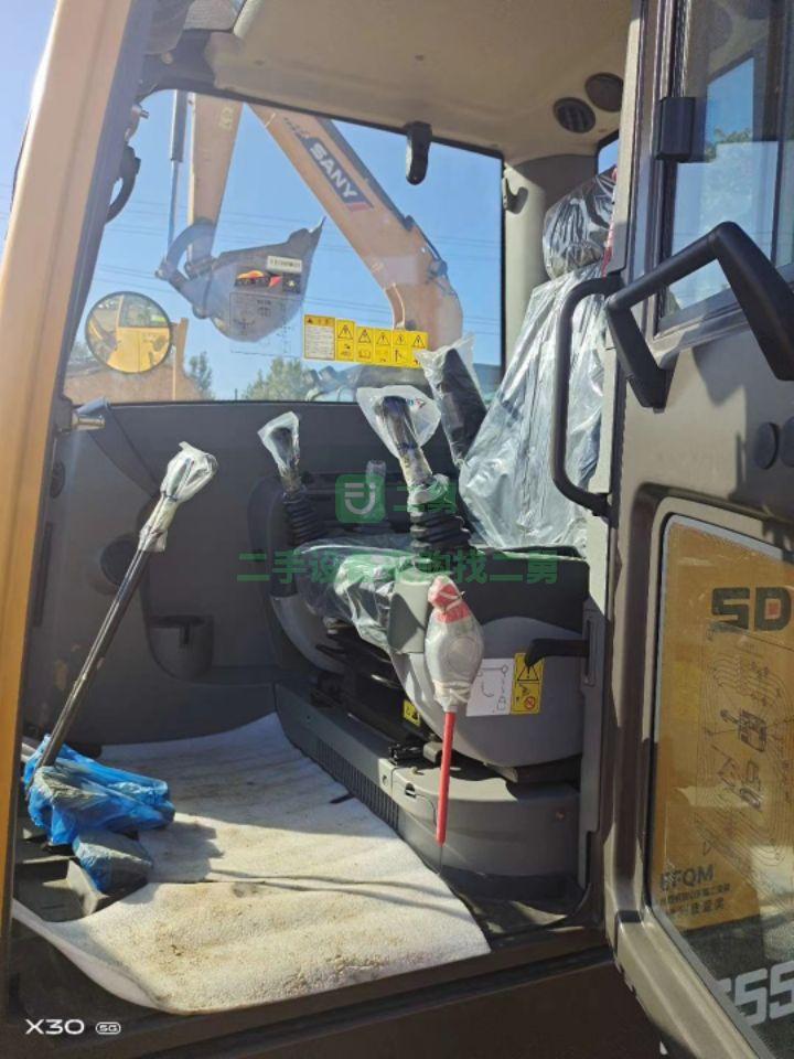 河北出售二手的九成新的臨工55挖掘機，車況精品