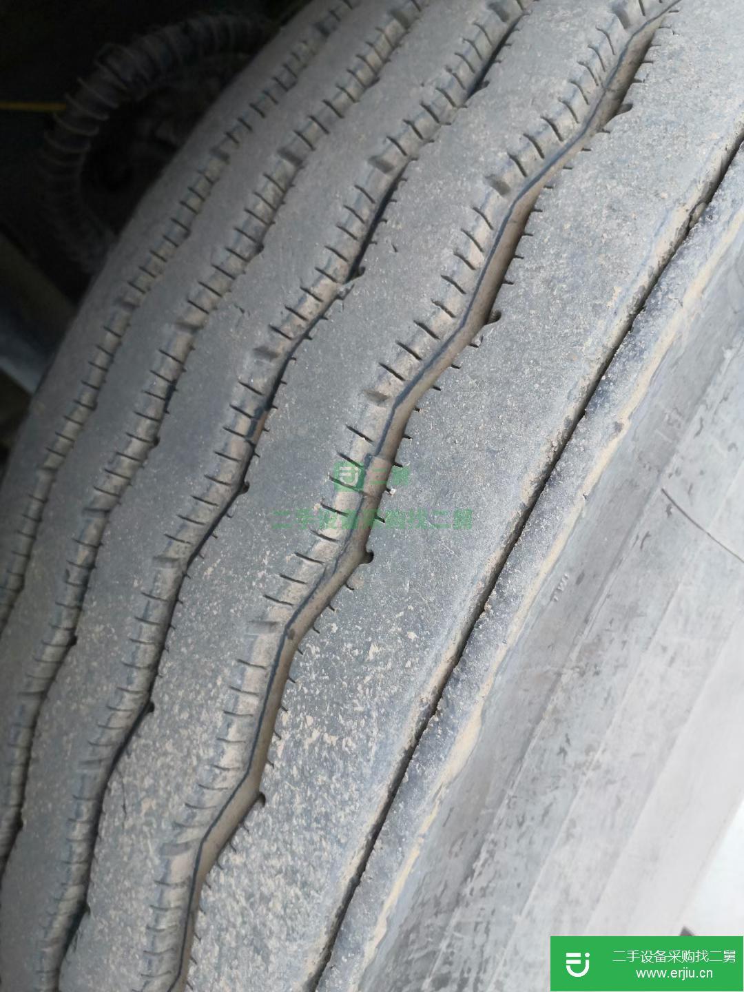 江西出售二手東風柳汽500馬力牽引車