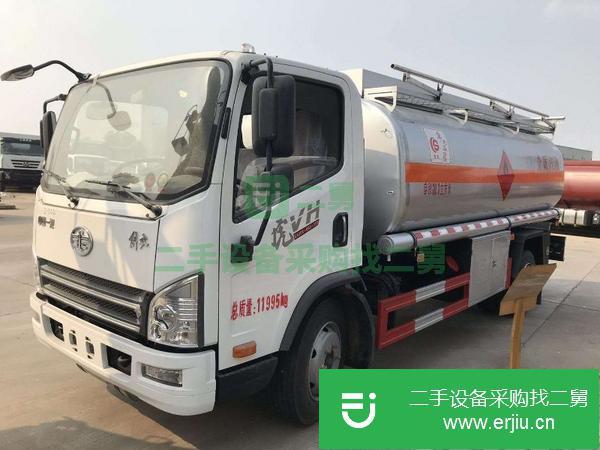 廣東出售二手解放8噸150馬力油罐車