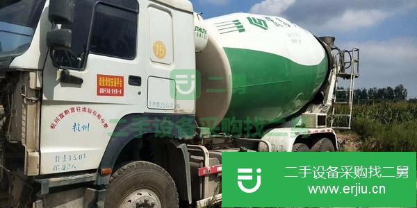 重慶出售二手豪沃后八輪攪拌車15年國4