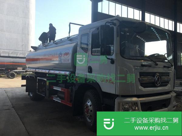 天津出售二手東風12噸油罐車康明斯180馬力法士特8檔變速箱