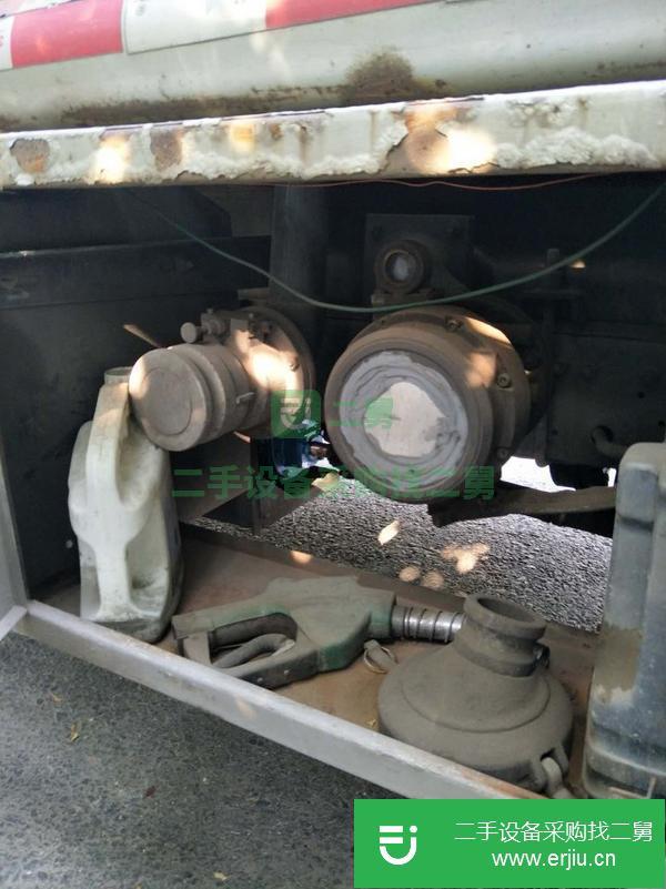 河南出售二手2016年東風多立卡加油車