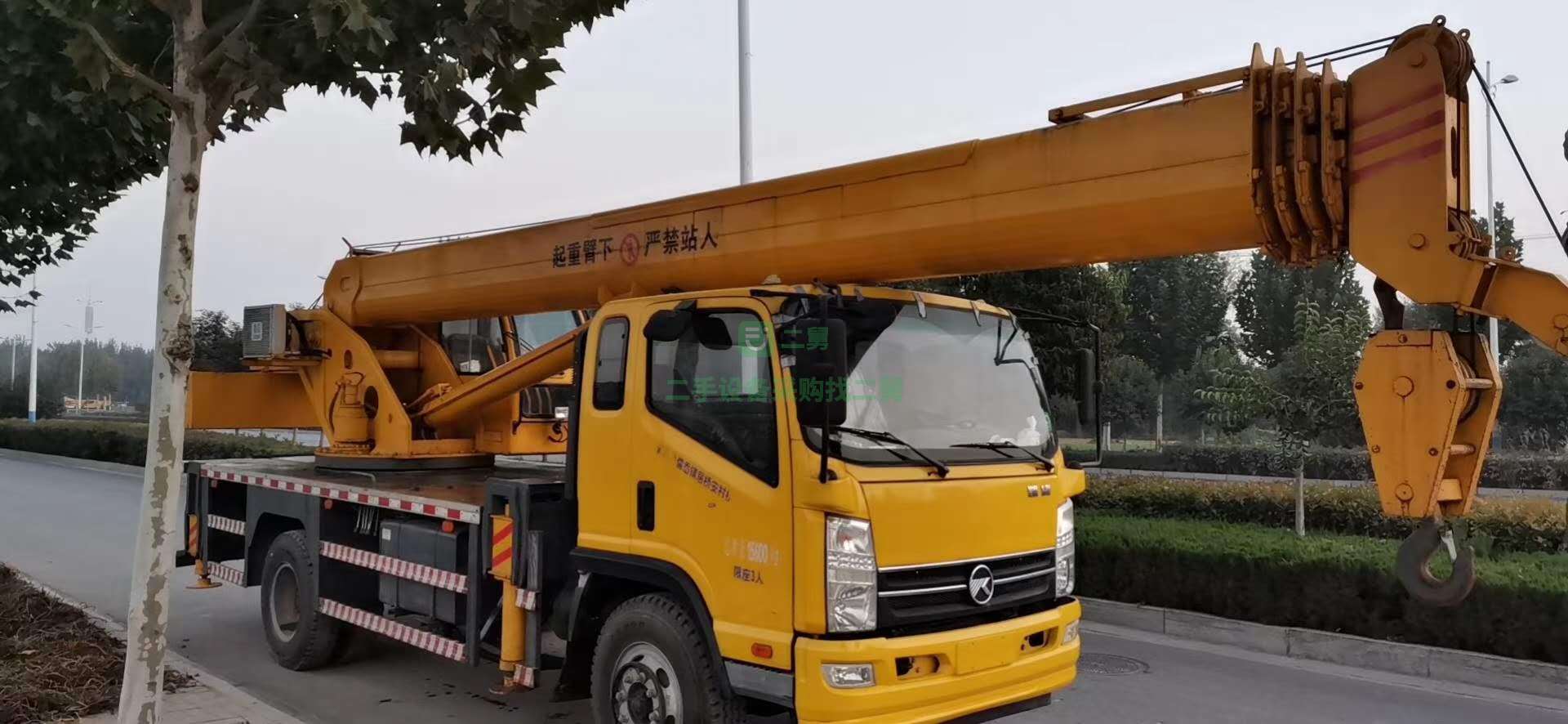 出售一臺19年勤昌12噸吊車，國五排放量