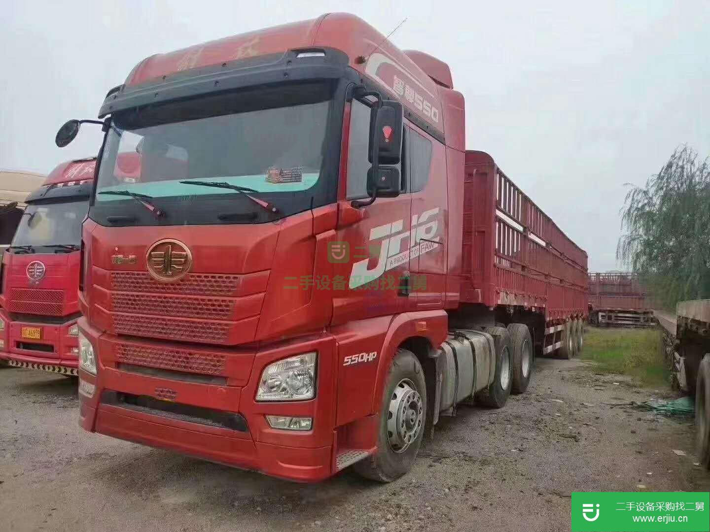 江西出售二手青島解放550馬力半掛車