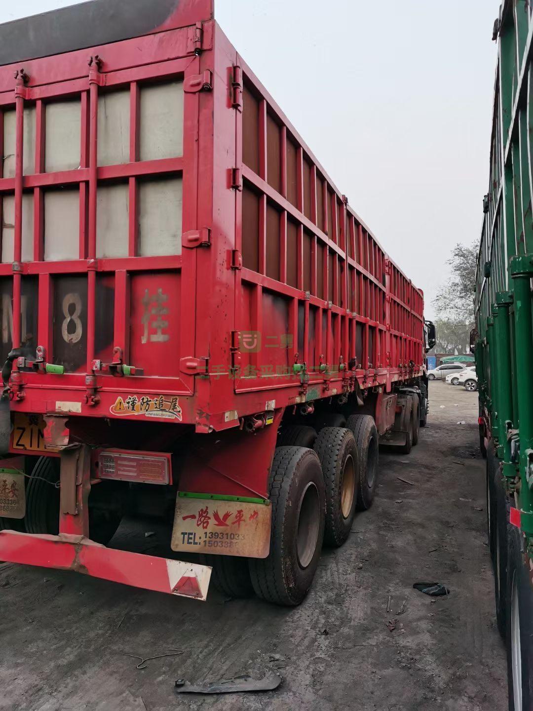 出售一臺1年正（2部）10.5米半掛車，富華軸輪胎九成看車優(yōu)惠