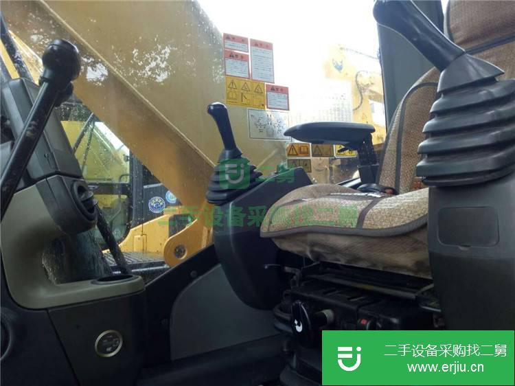 江蘇出售二手卡特彼勒CAT320D挖掘機