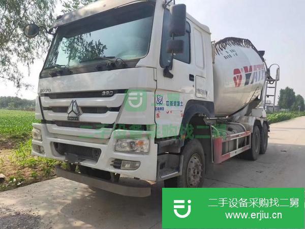 甘肅出售二手豪沃底盤亞特上裝大十六方攪拌車