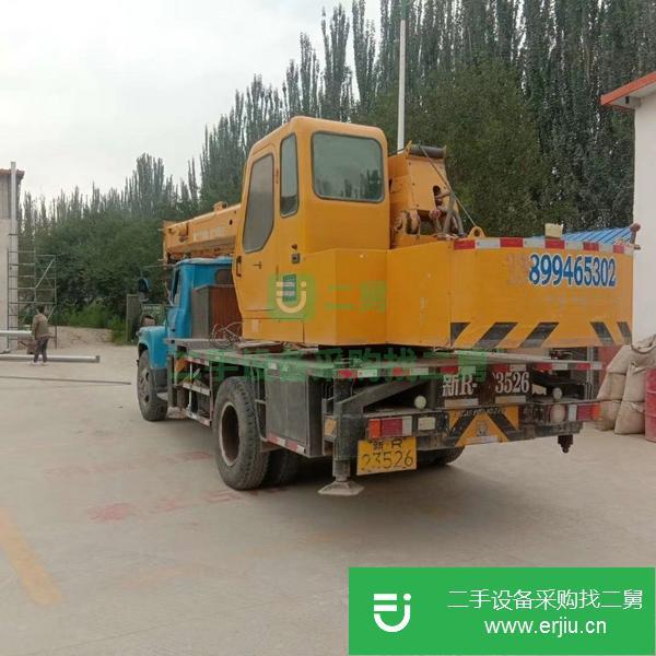 新疆出售二手徐工8噸吊車精品車況