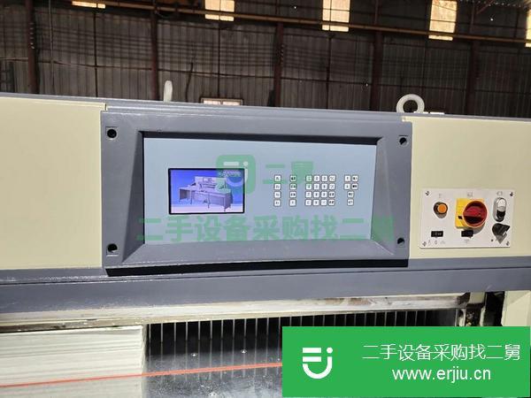 浙江出售二手國威1300雙導軌程控切紙機