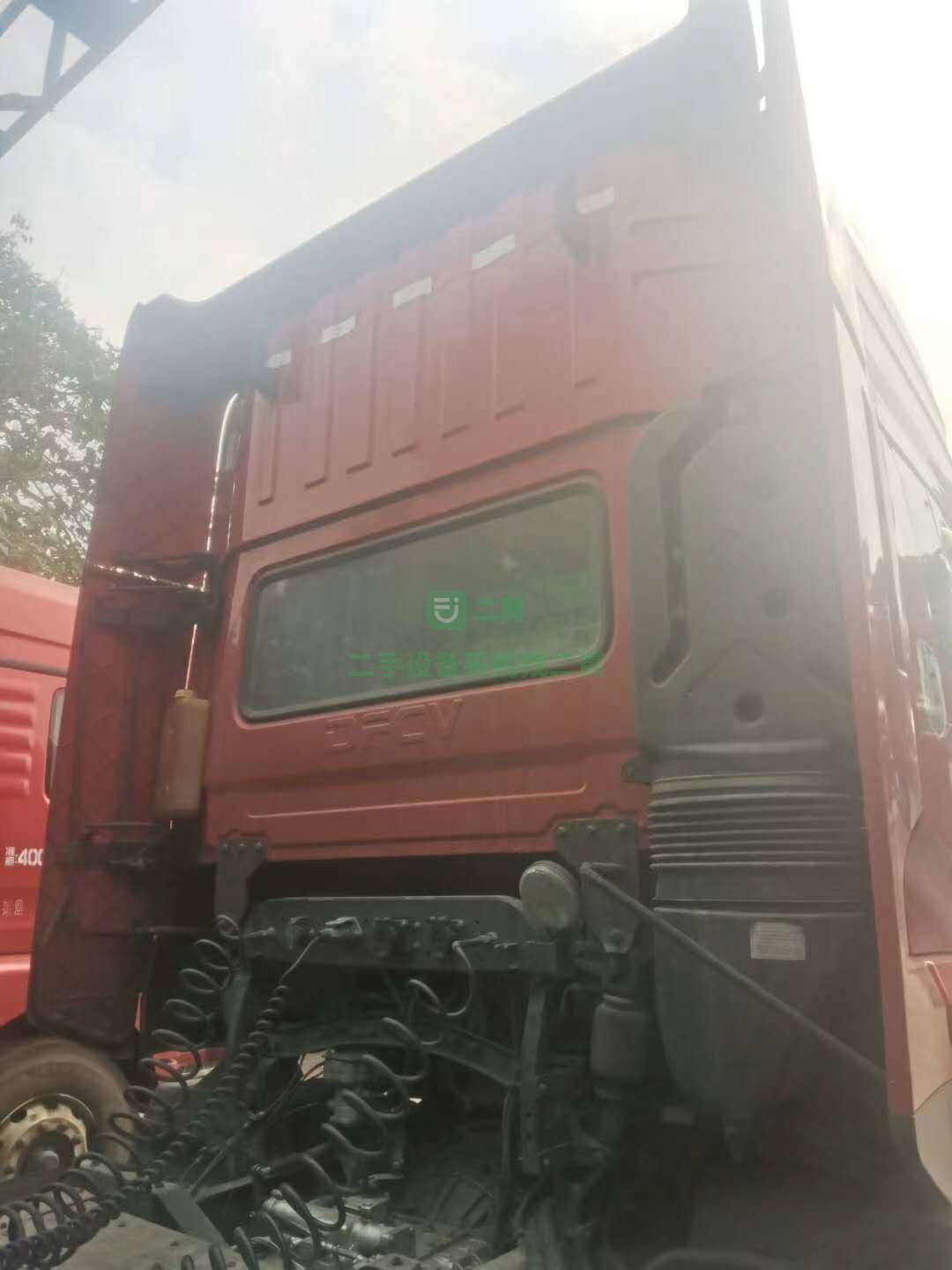 出售一臺2年7個月天龍450牽引車，車況精品輪胎強