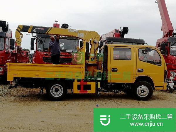 江西出售二手東風多利卡D6115馬力隨車吊