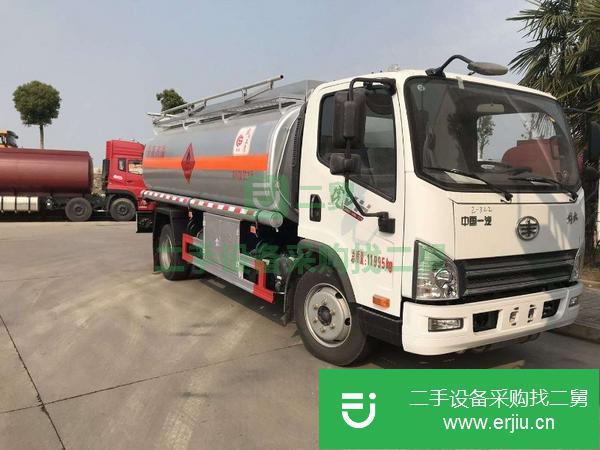 廣東出售二手解放8噸150馬力油罐車