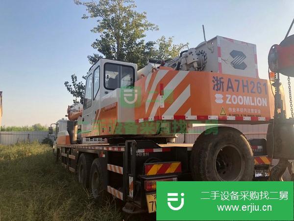 浙江出售二手15年中聯(lián)橙色關(guān)愛汽車吊