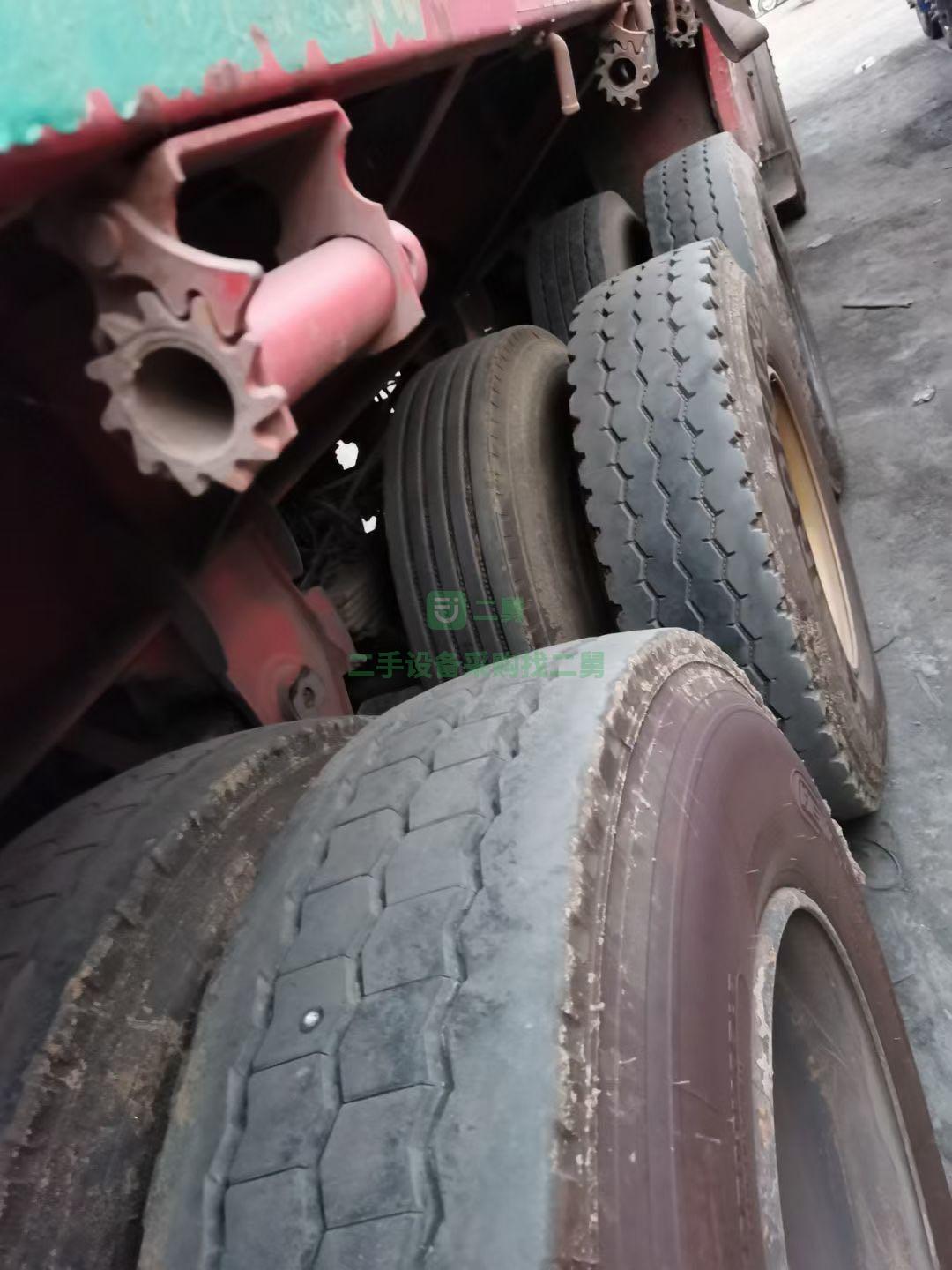 出售一臺1年正（2部）10.5米半掛車，富華軸輪胎九成看車優(yōu)惠