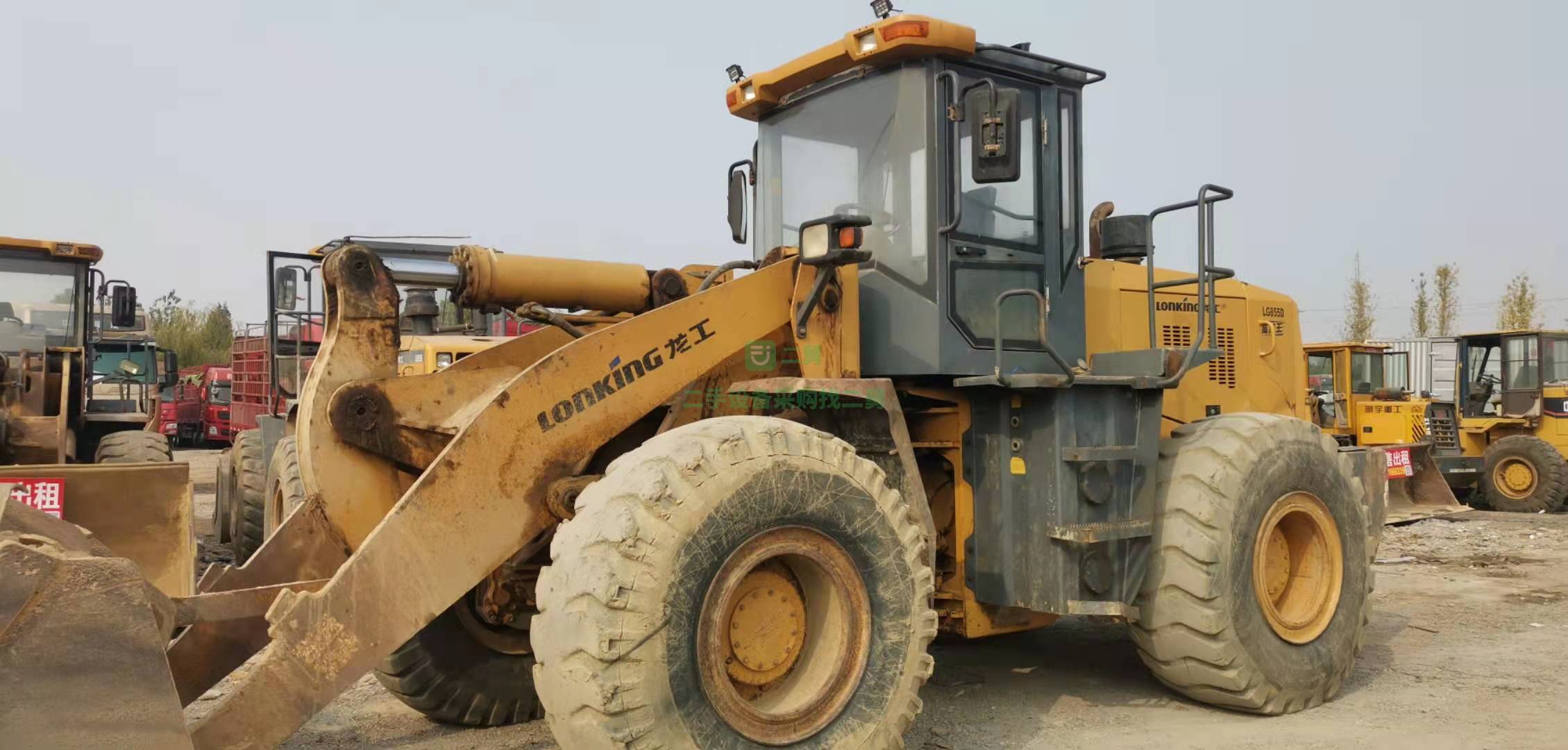 出售一臺龍工855D.13年11月裝載機，4千多小時